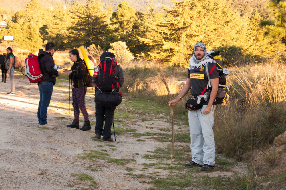 How to organize a mountain backpack by load levels